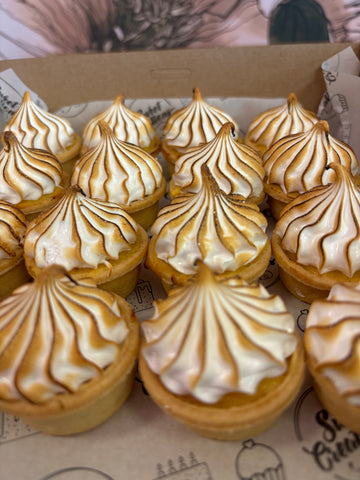 Mini Lemon meringue pies