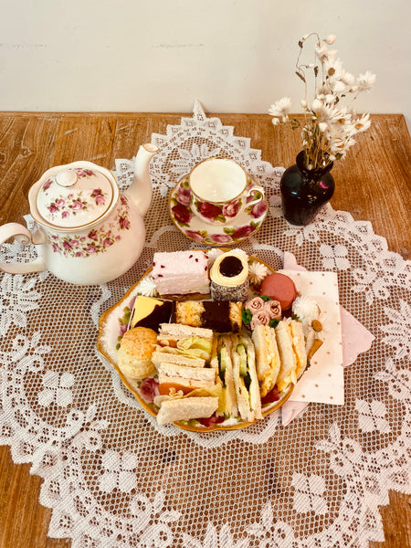 High tea box