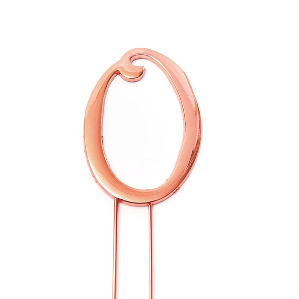 Metal cake topper with the number 0 in Rose Gold